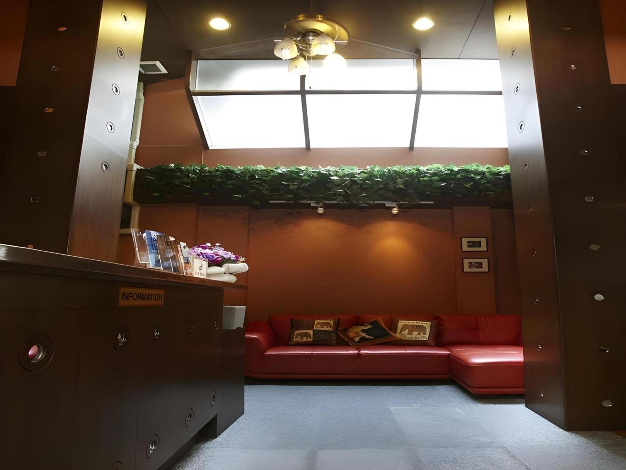 Pannee Lodge Khaosan - Sha Plus Bangkok Ngoại thất bức ảnh