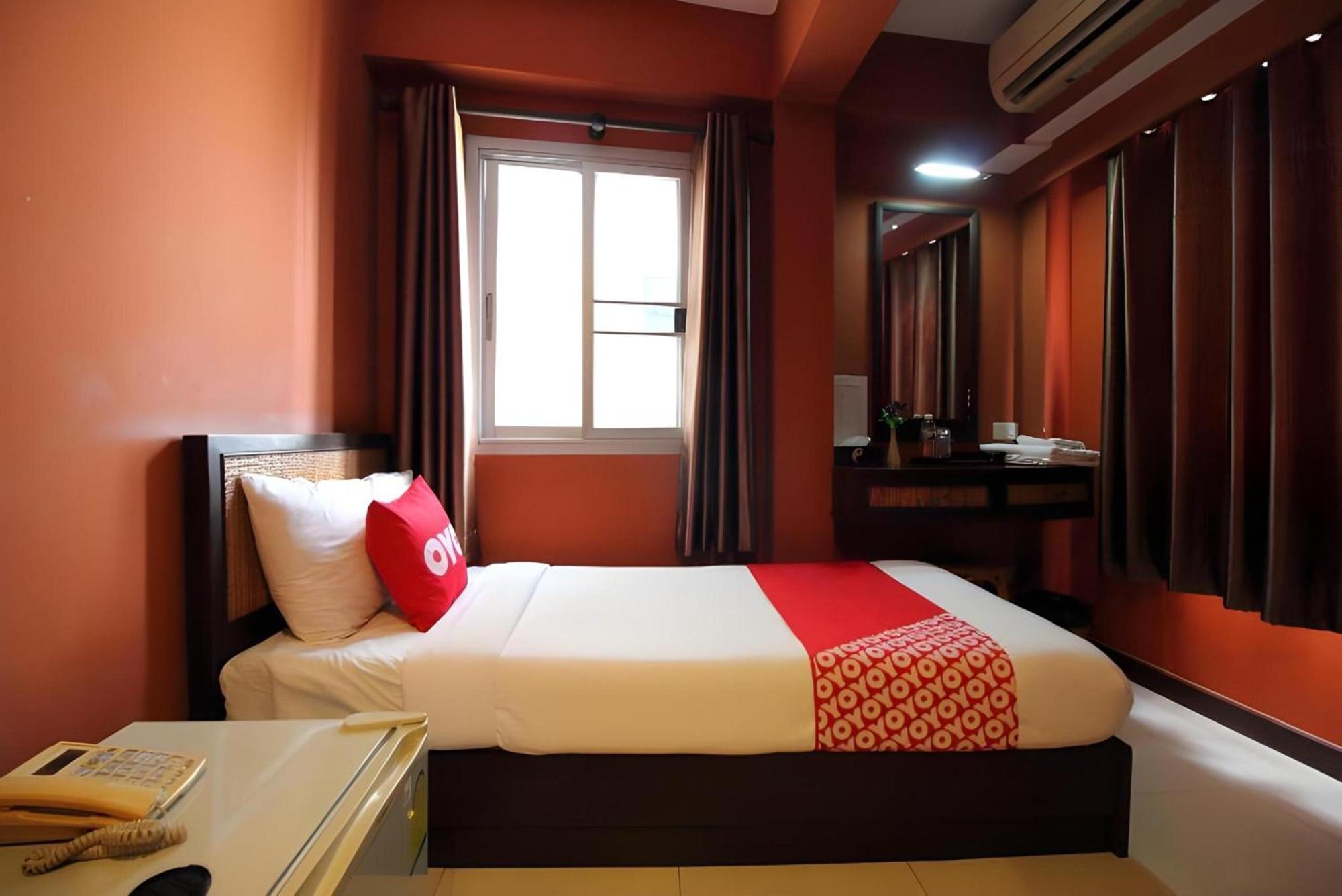 Pannee Lodge Khaosan - Sha Plus Bangkok Ngoại thất bức ảnh